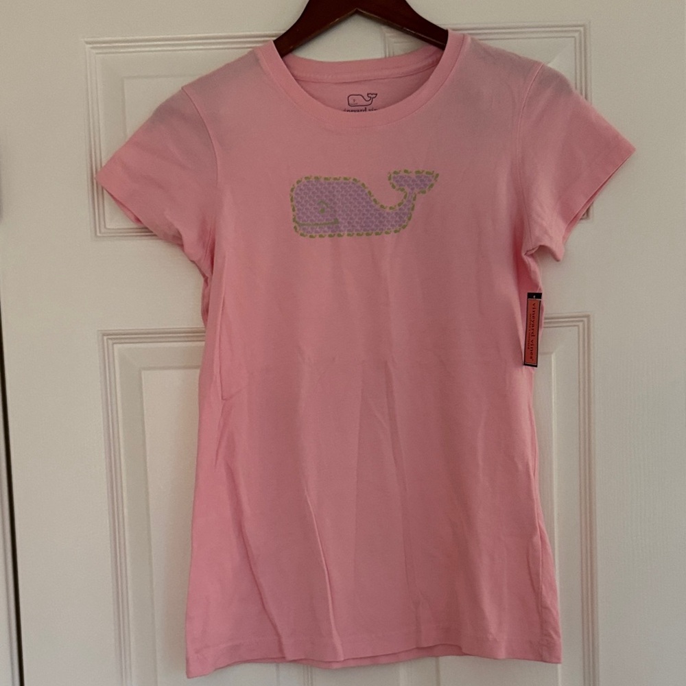 Vineyard Vines whale t-shirt